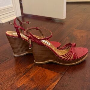 Steve Madden Red Strappy wooden Wedge Sandals